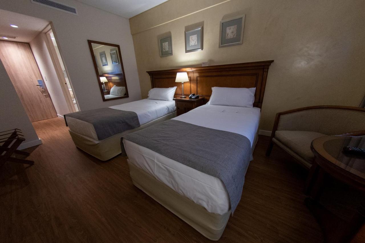 Hotel Albatros Ushuaia Bagian luar foto